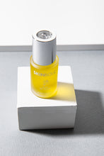 Load image into Gallery viewer, Rose Oil Serum 30ml
